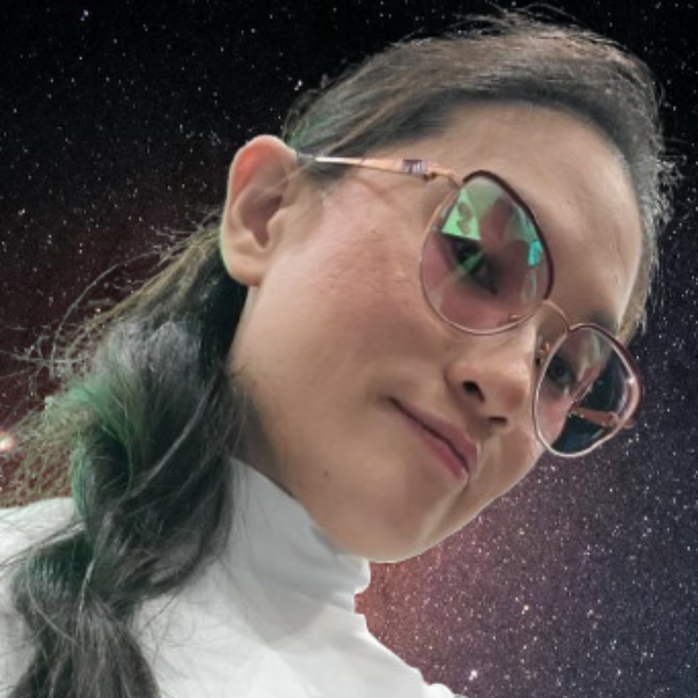 Meet your Posher, Emma